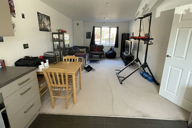 Flat 1 Fulmar House, Horley